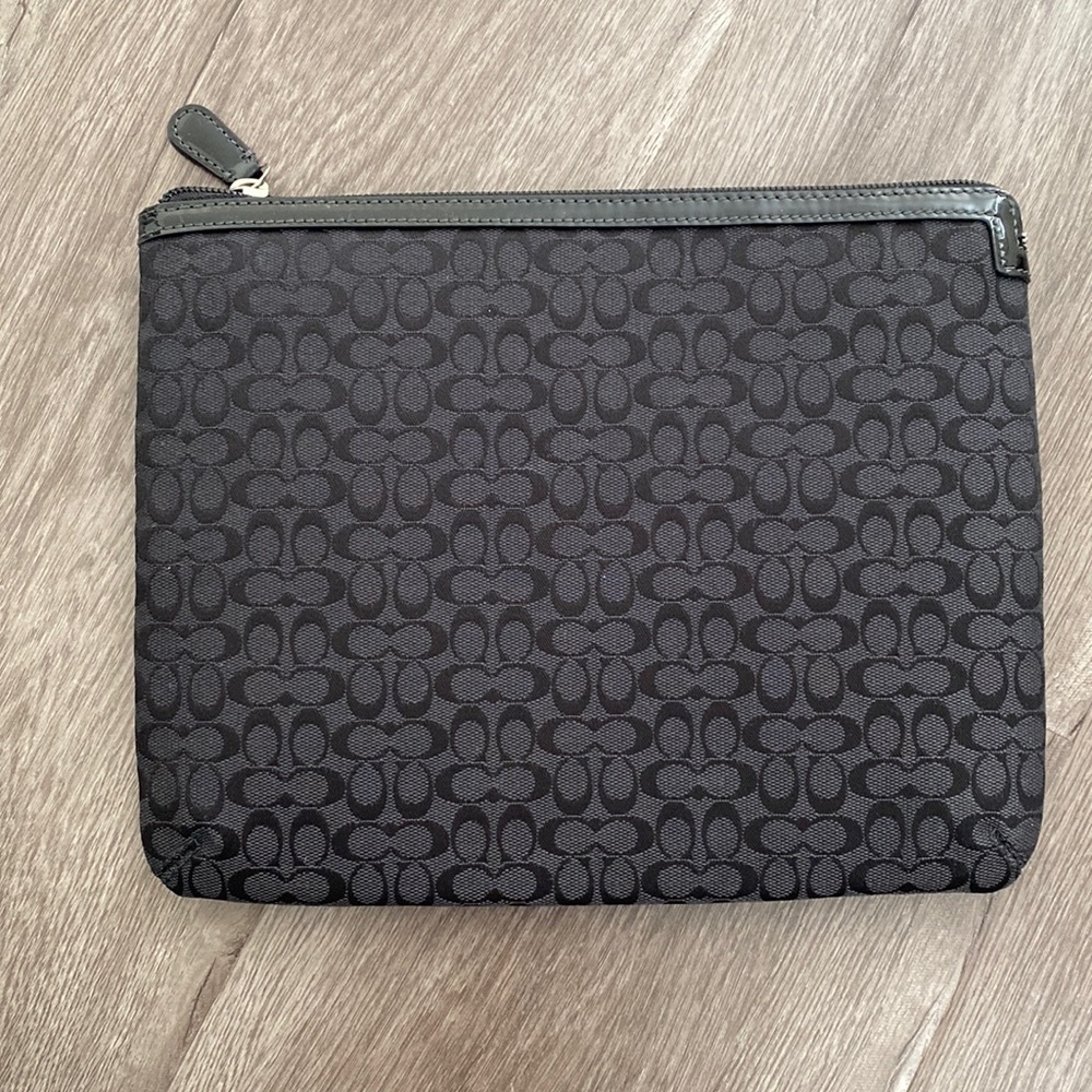 Coach - Envelope Clutch